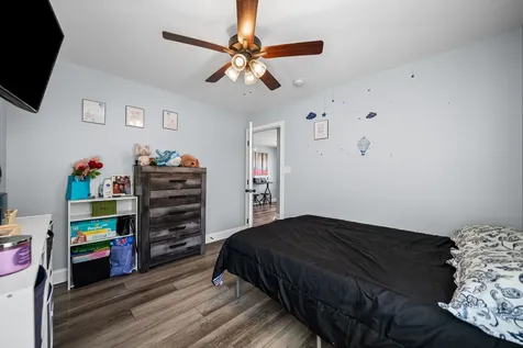 2043 Jackie Lorraine Drive Clarksville TN 37042