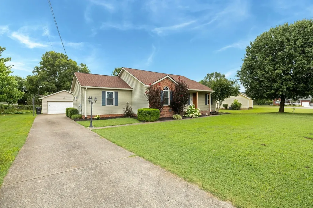 2611 Linden Lane Murfreesboro TN 37128