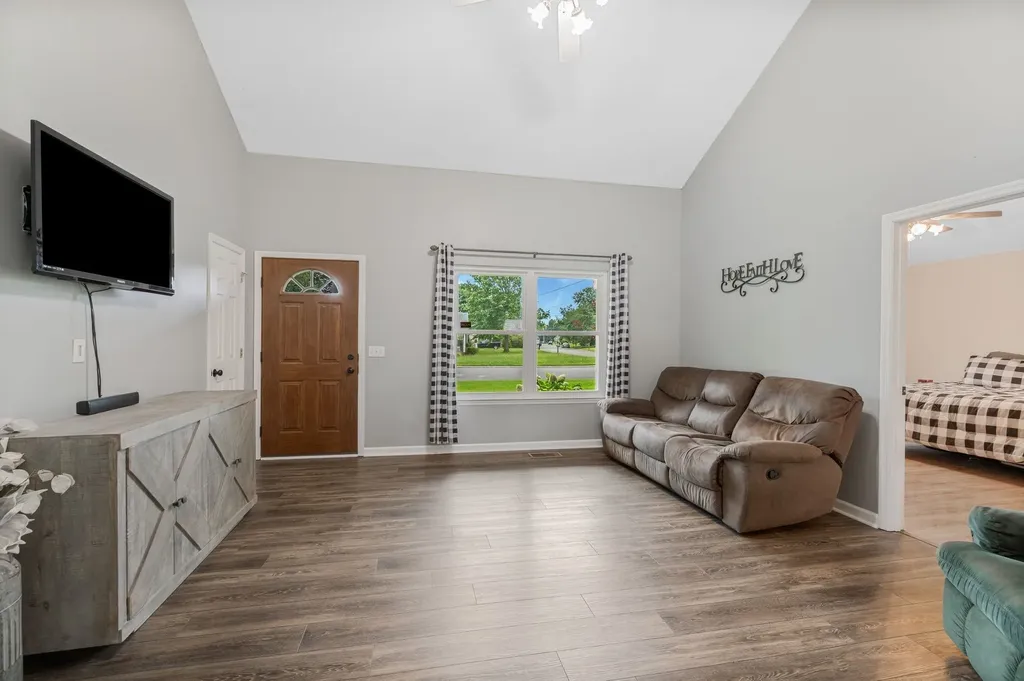 2611 Linden Lane Murfreesboro TN 37128