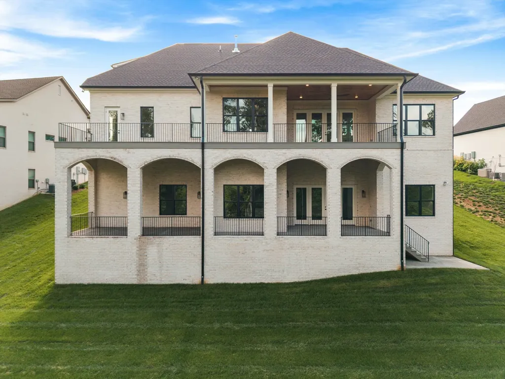 342 Raintree Drive Hendersonville TN 37075