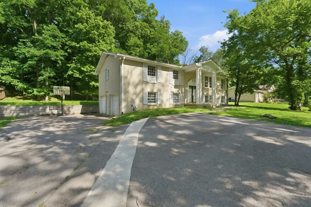 346 Forrest Valley Drive Nashville TN 37209