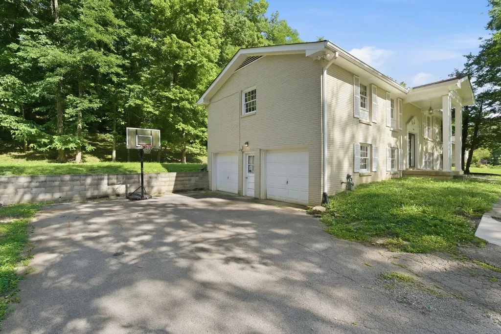 346 Forrest Valley Drive Nashville TN 37209