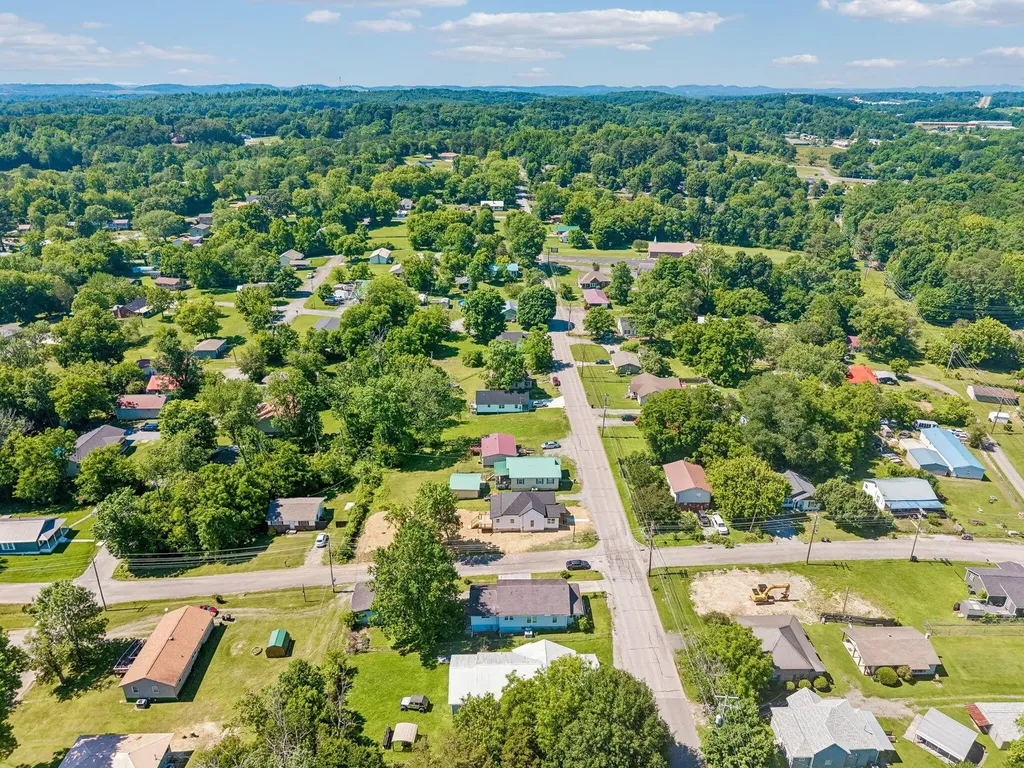300 Athens Pike Etowah TN 37331