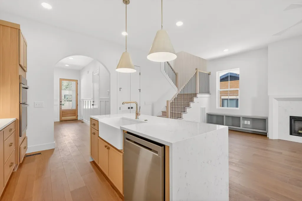633 Claridge Drive Nashville TN 37214