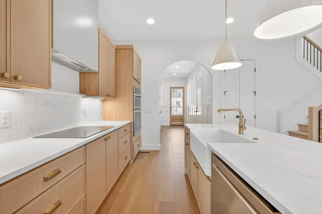633 Claridge Drive Nashville TN 37214