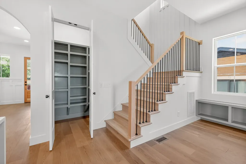 633 Claridge Drive Nashville TN 37214