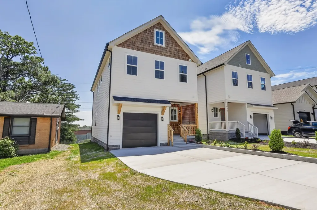 633 Claridge Drive Nashville TN 37214