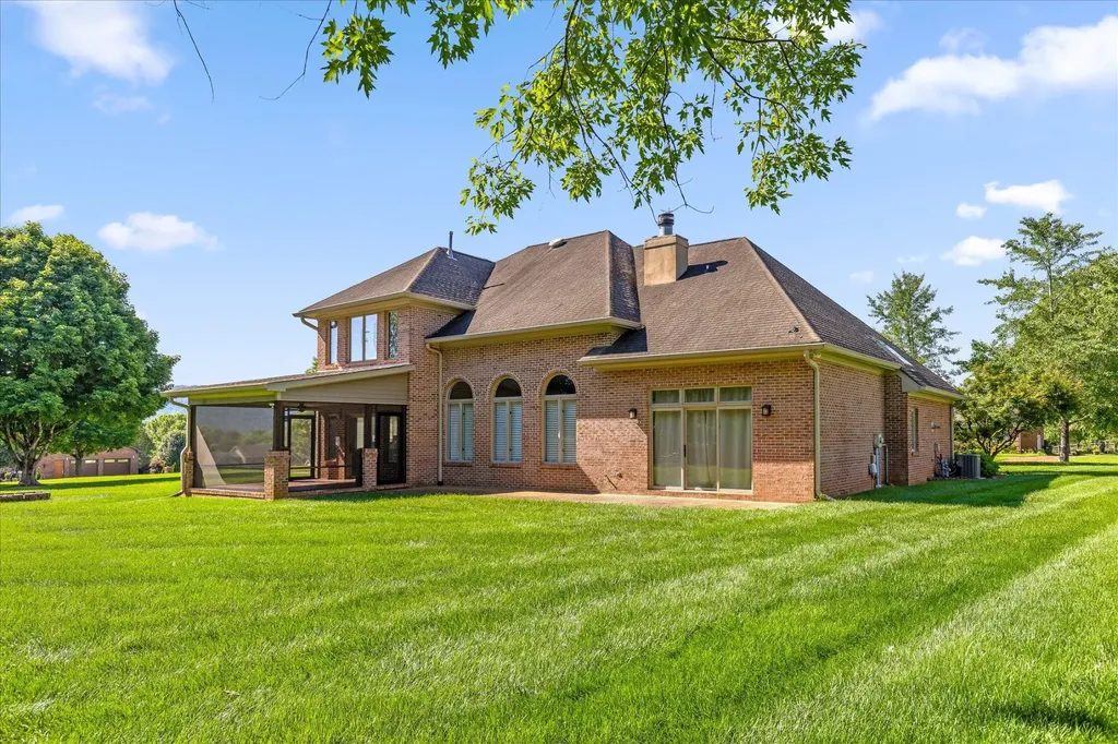 7729 Diamondhead Drive Ooltewah TN 37363