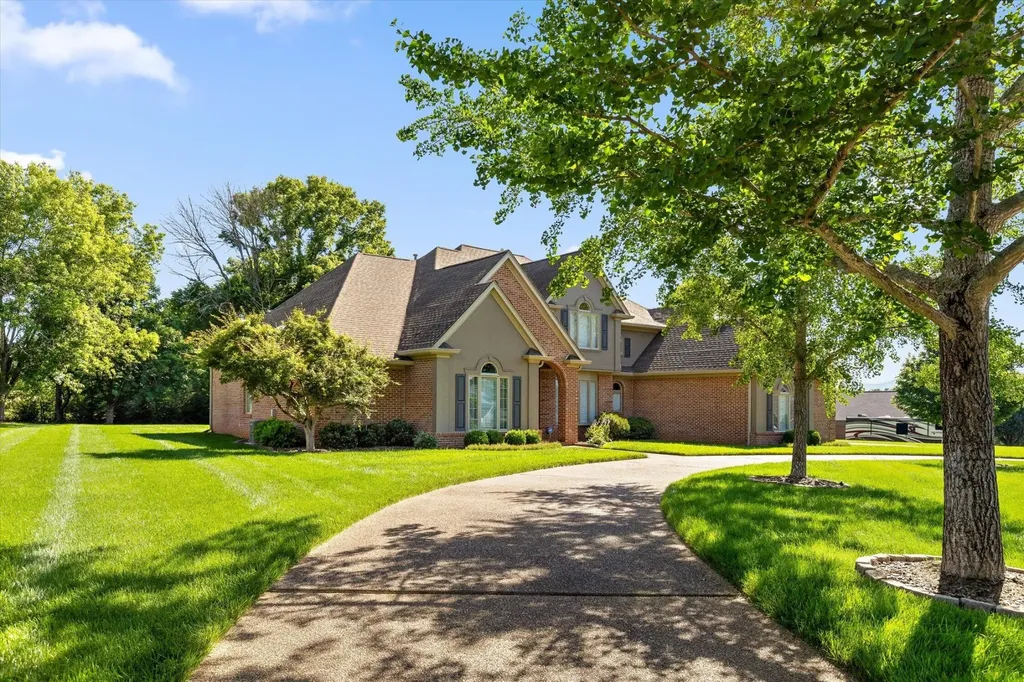 7729 Diamondhead Drive Ooltewah TN 37363