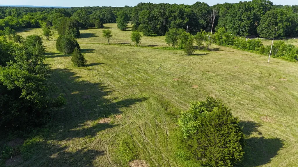 1988 Fayetteville Highway Belfast TN 37019