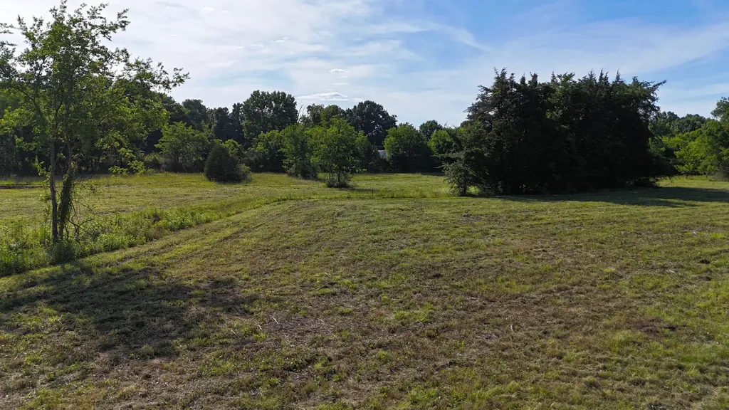 1988 Fayetteville Highway Belfast TN 37019