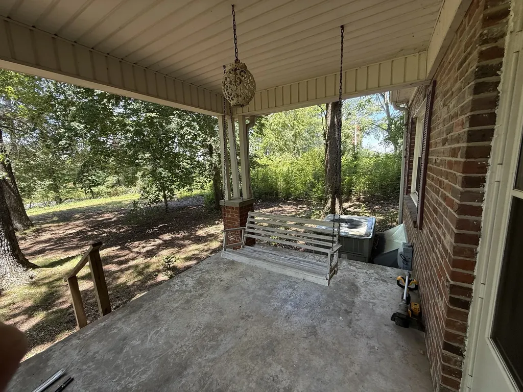 4642 Highway 43, N Summertown TN 38483