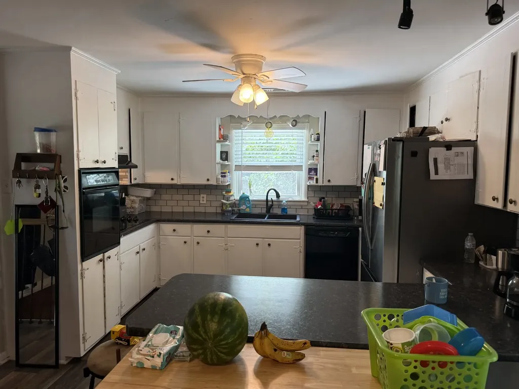 4642 Highway 43, N Summertown TN 38483