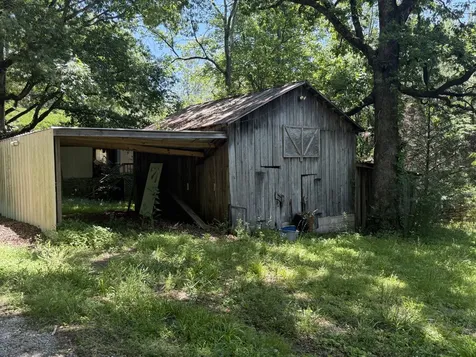4642 Highway 43, N Summertown TN 38483