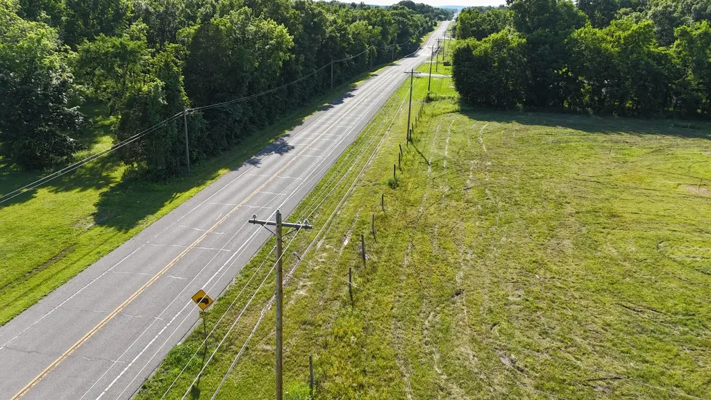 1988 Fayetteville Highway Belfast TN 37019