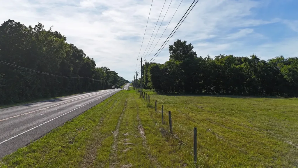 1988 Fayetteville Highway Belfast TN 37019