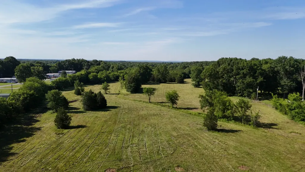 1988 Fayetteville Highway Belfast TN 37019