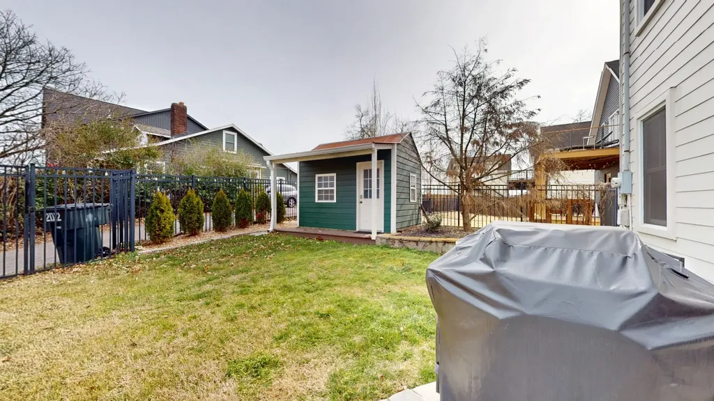 2012 12th Ave, S Nashville TN 37204
