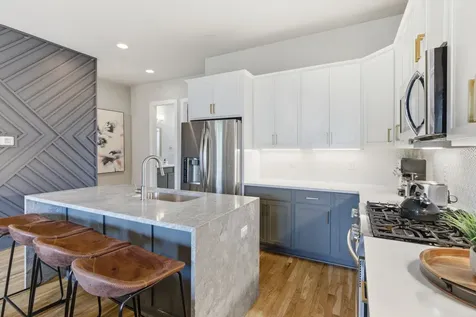 1000E W Trinity Lane Nashville TN 37218