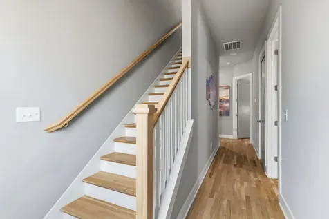 1000E W Trinity Lane Nashville TN 37218