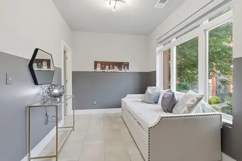 1000E W Trinity Lane Nashville TN 37218