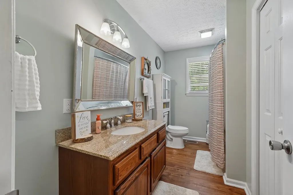 45 Roberts Lane Lebanon TN 37087