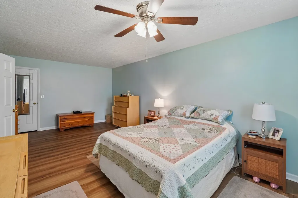 45 Roberts Lane Lebanon TN 37087