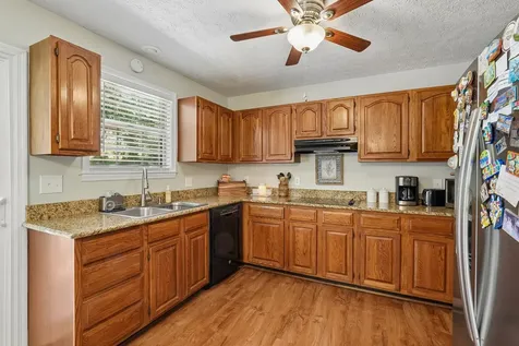 45 Roberts Lane Lebanon TN 37087