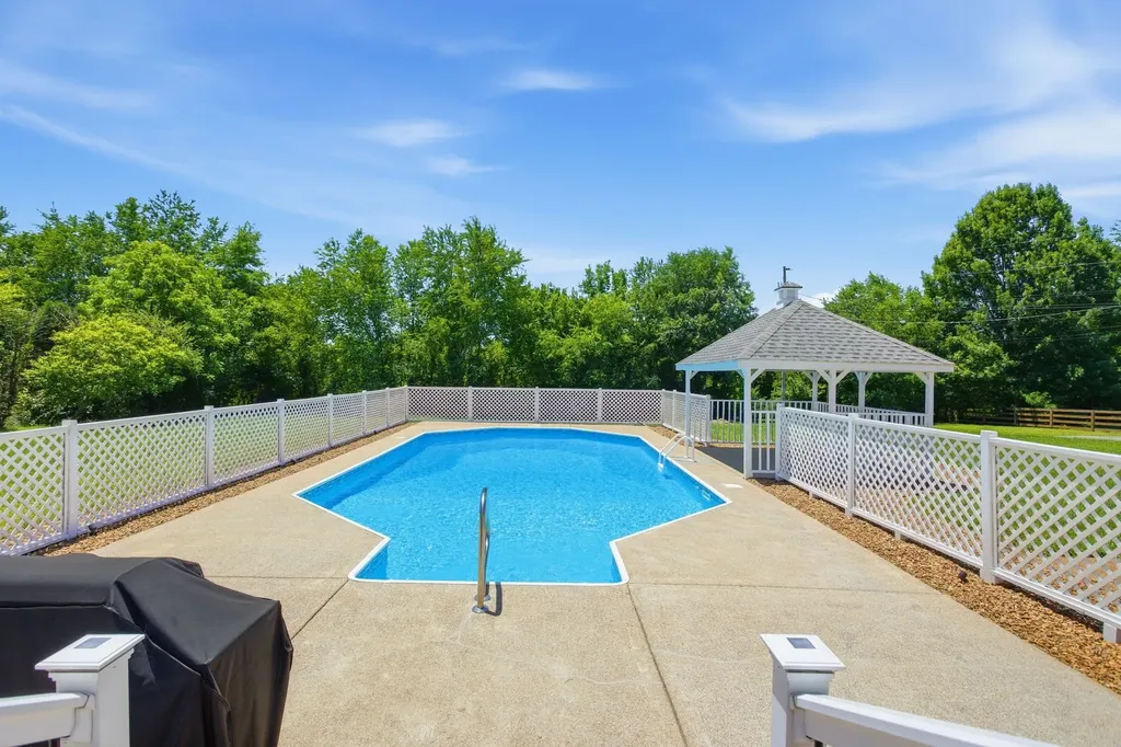 4036 Cottonwood Court Lewisburg TN 37091