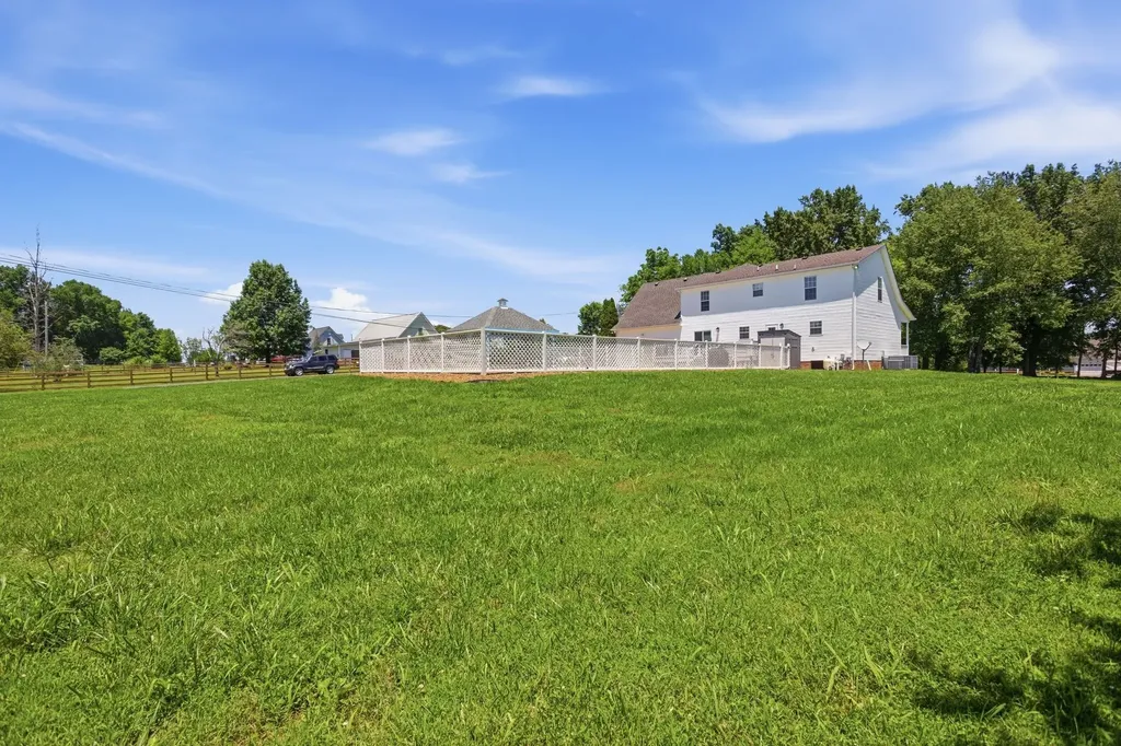 4036 Cottonwood Court Lewisburg TN 37091