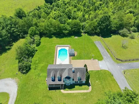 4036 Cottonwood Court Lewisburg TN 37091