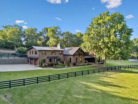 9862 Sam Donald Road Nolensville TN 37135