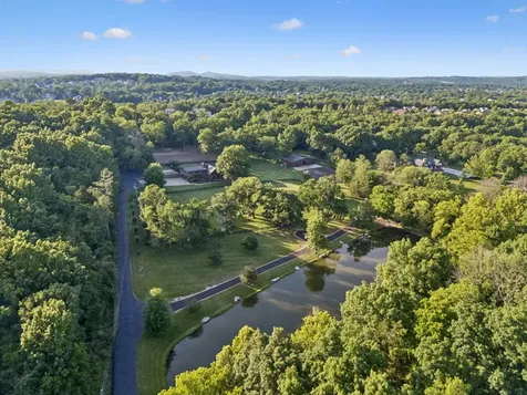 9862 Sam Donald Road Nolensville TN 37135