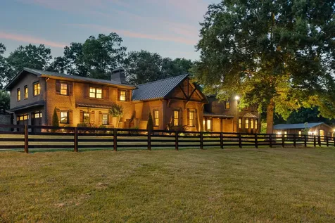 9862 Sam Donald Road Nolensville TN 37135
