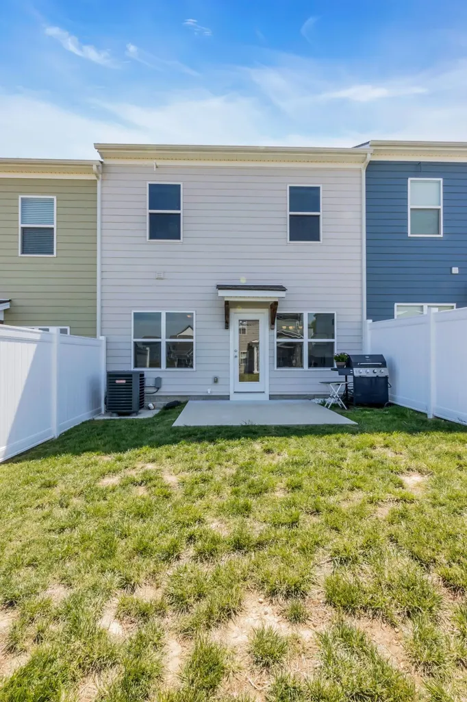 6633 Hanworth Trace Smyrna TN 37167