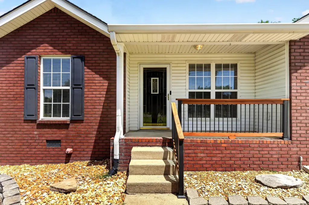 803 Spring Meadow Lane Lebanon TN 37087