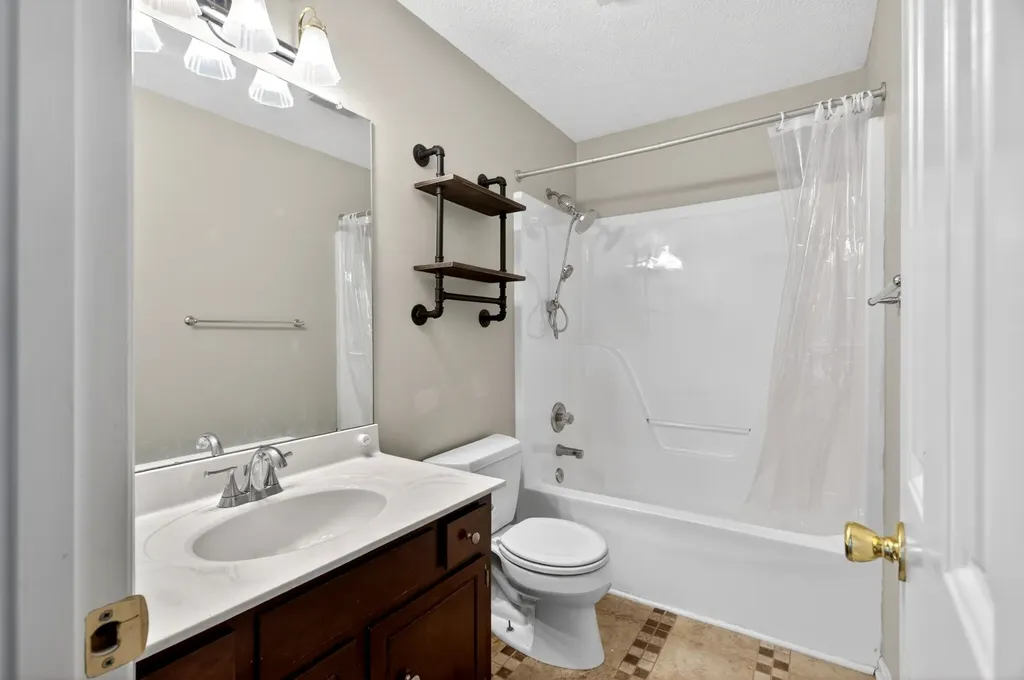 803 Spring Meadow Lane Lebanon TN 37087