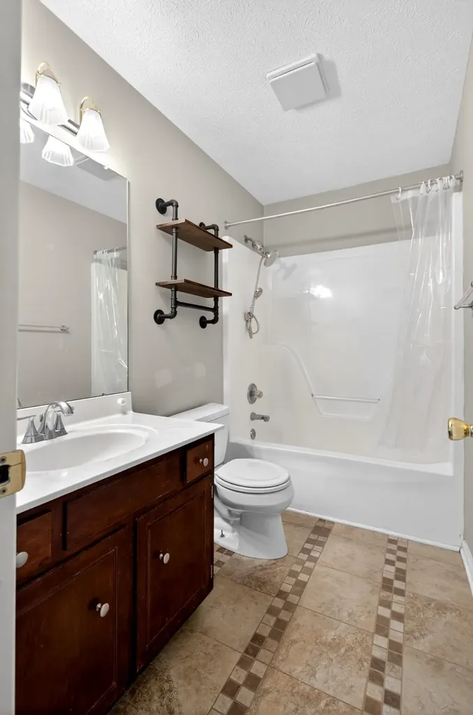 803 Spring Meadow Lane Lebanon TN 37087