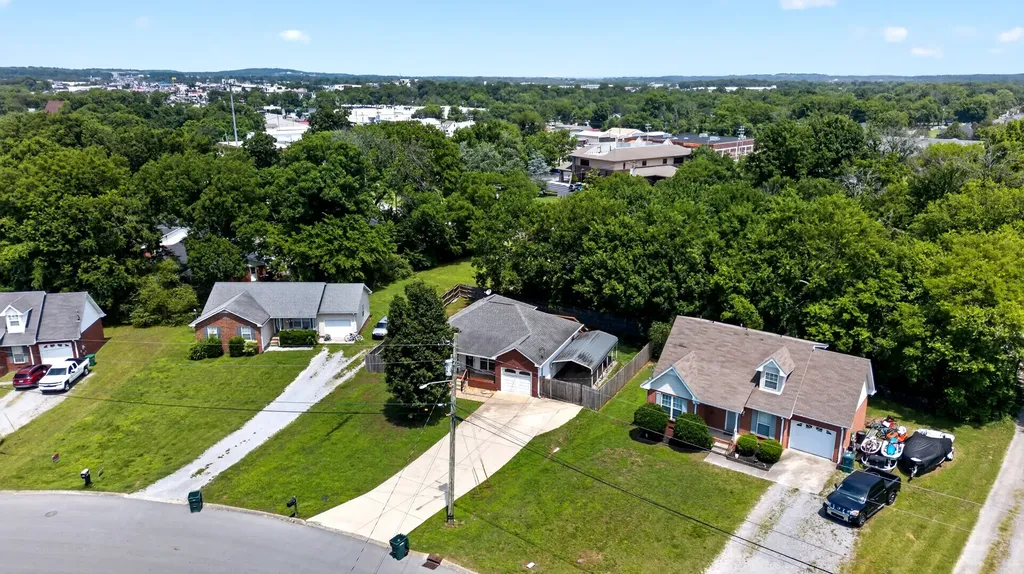 803 Spring Meadow Lane Lebanon TN 37087
