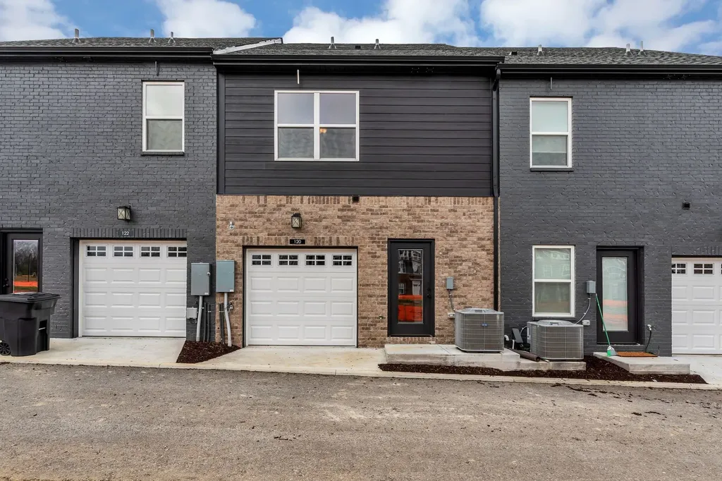 356 Twig Pvt Court Hendersonville TN 37075