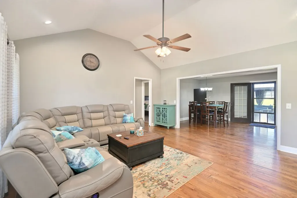 108 Smithfield Drive Shelbyville TN 37160