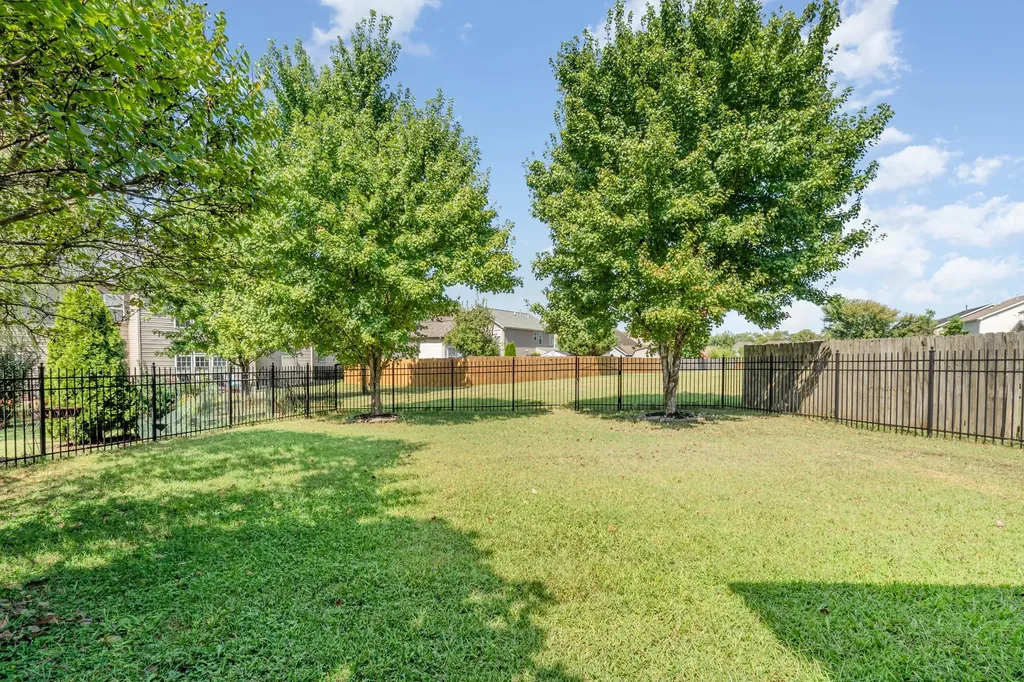 2005 Silverton Circle Spring Hill TN 37174