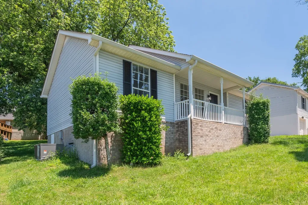 870 Reeves Road Antioch TN 37013