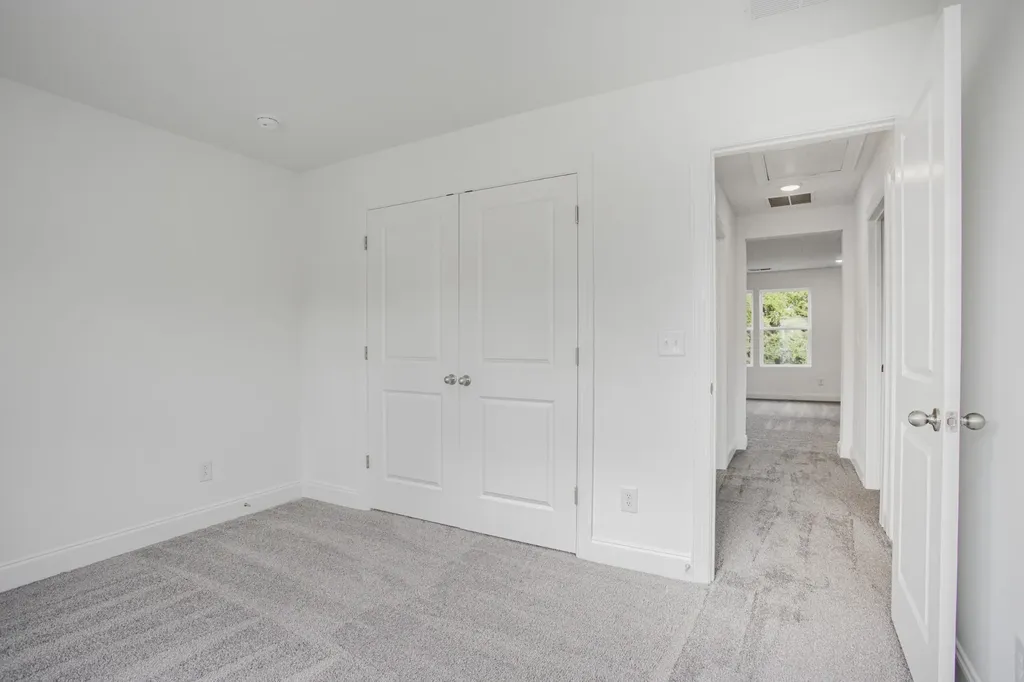 1554O Oak Springs Drive Columbia TN 38401