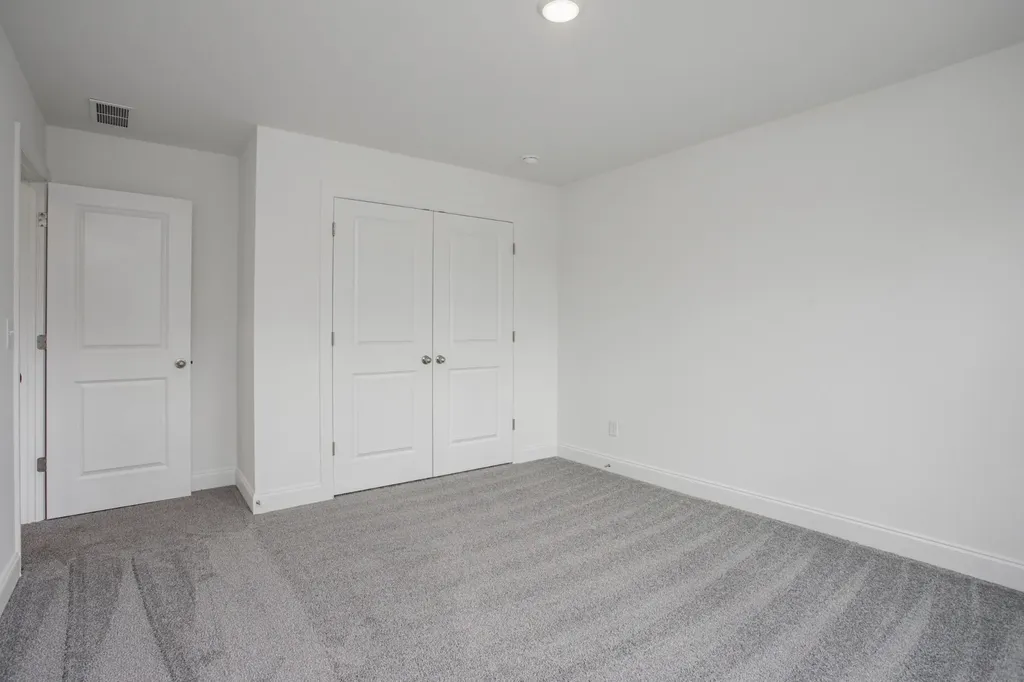 1554O Oak Springs Drive Columbia TN 38401