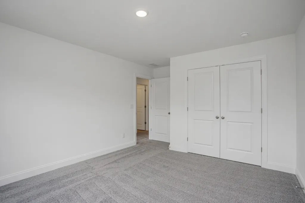 1554O Oak Springs Drive Columbia TN 38401