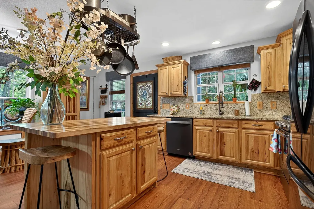 155 Wildwood Road Smithville TN 37166