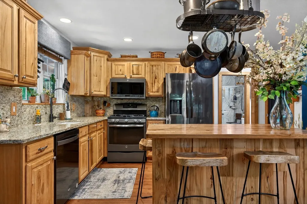 155 Wildwood Road Smithville TN 37166