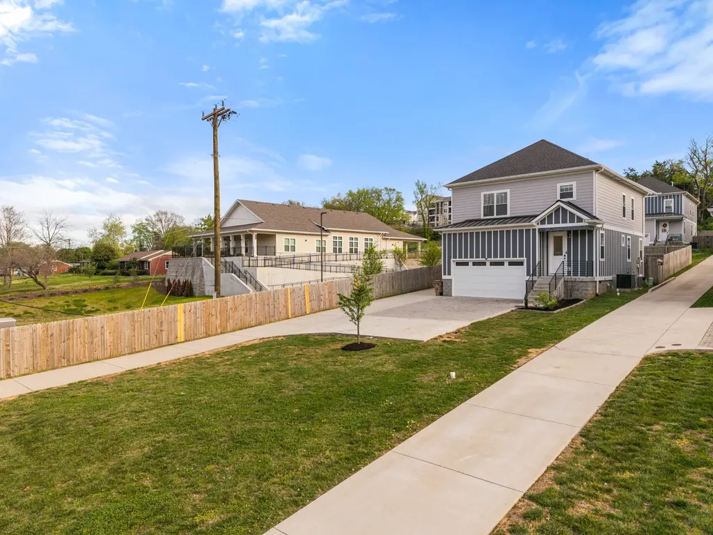 338A Ewing Drive Nashville TN 37207