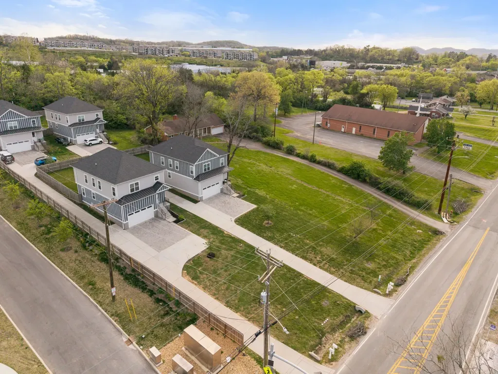 338A Ewing Drive Nashville TN 37207